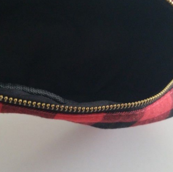 VS Cosmetic/Travel Zipper Bag - Picture 4 of 4